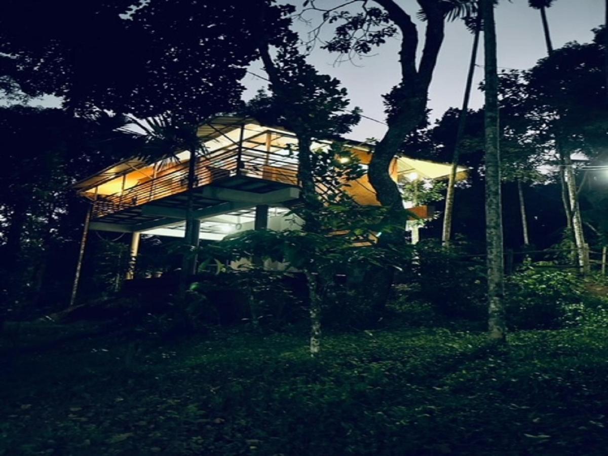 Kuruva Shoreline Wayanad Chegāt Exterior foto