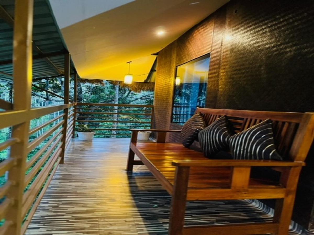 Kuruva Shoreline Wayanad Chegāt Exterior foto